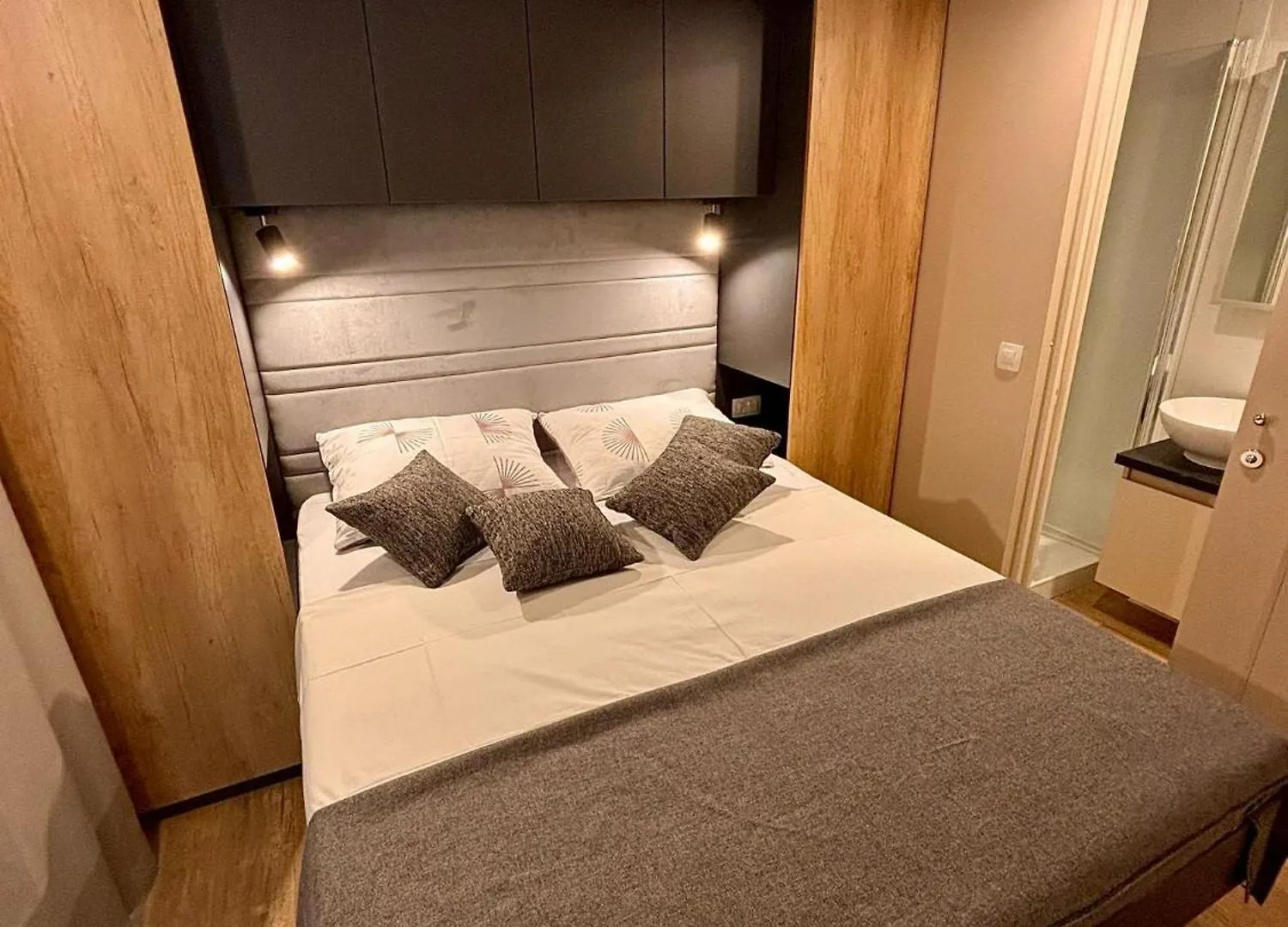 Mobile Homes Eva Biograd Na Moru 0*,